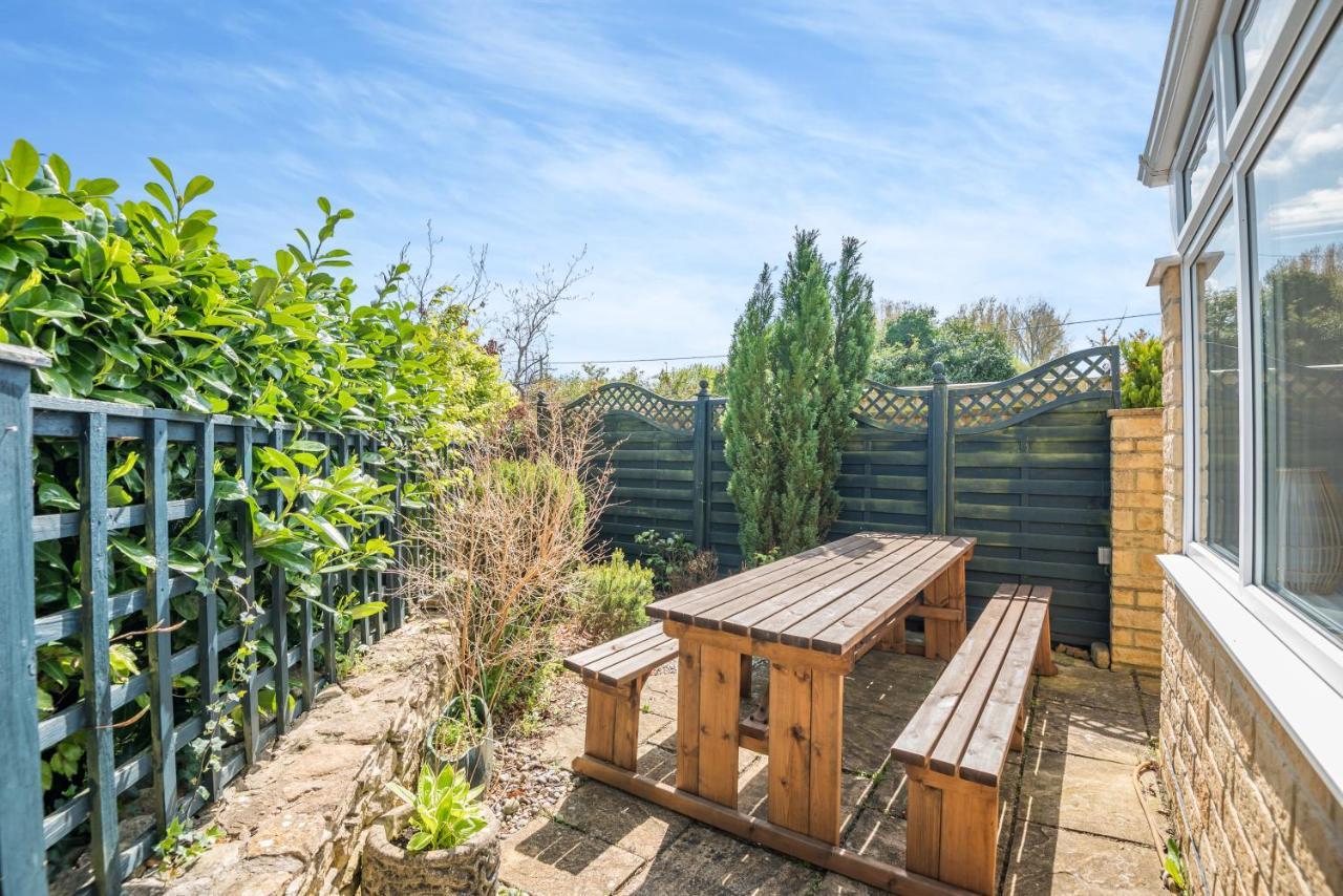 Elvington Cottage - Family-Friendly Cheerful House At The Heart Of The Cotswolds 버튼온더워터 외부 사진