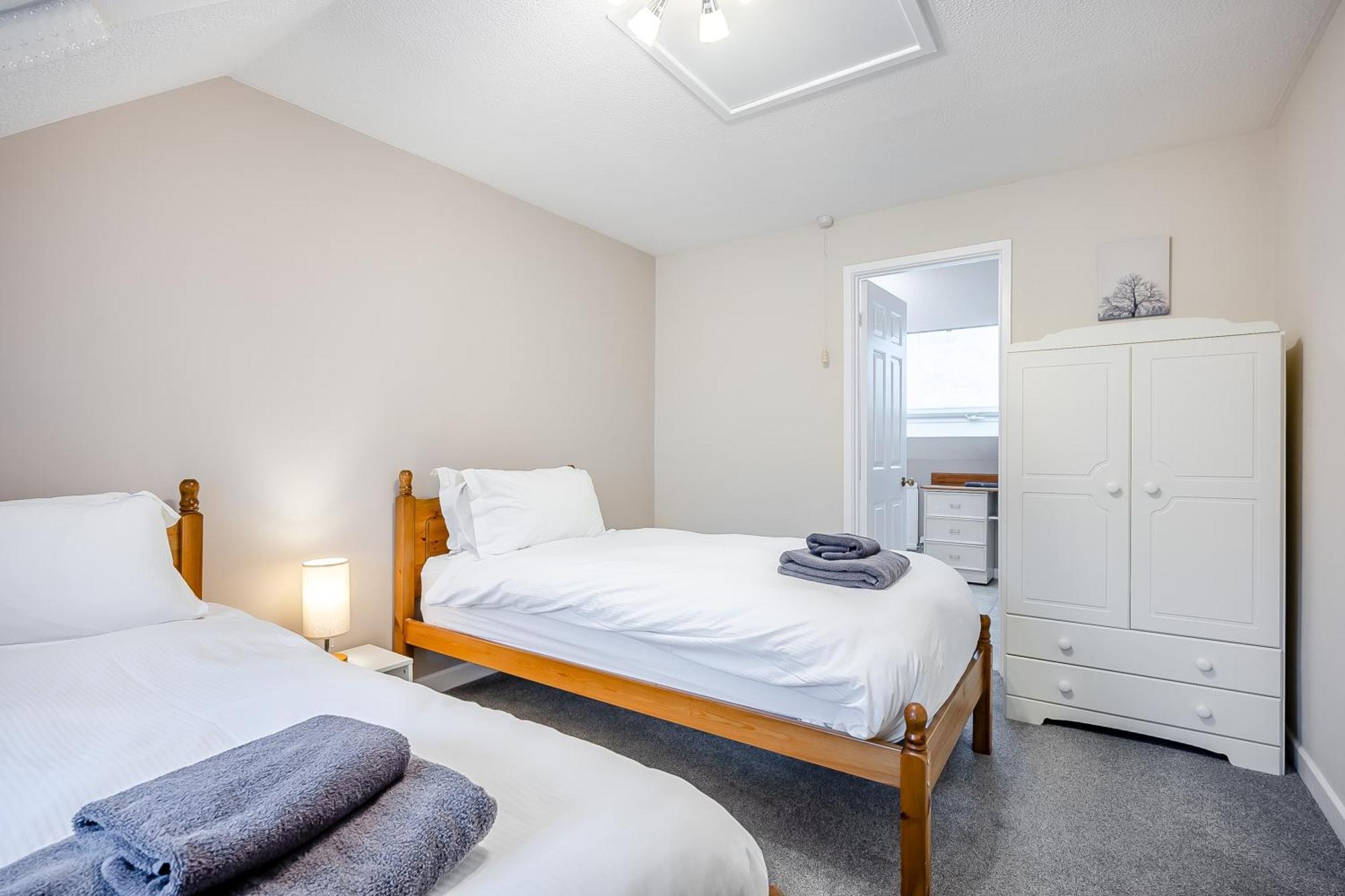 Elvington Cottage - Family-Friendly Cheerful House At The Heart Of The Cotswolds 버튼온더워터 외부 사진